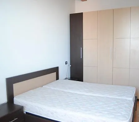Nemo - Front Apartamento *